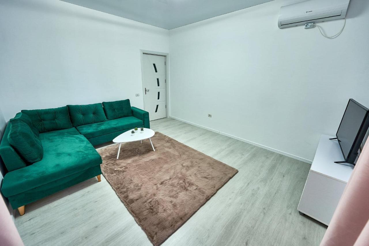 Ana Apartament นาโวดาริ ภายนอก รูปภาพ