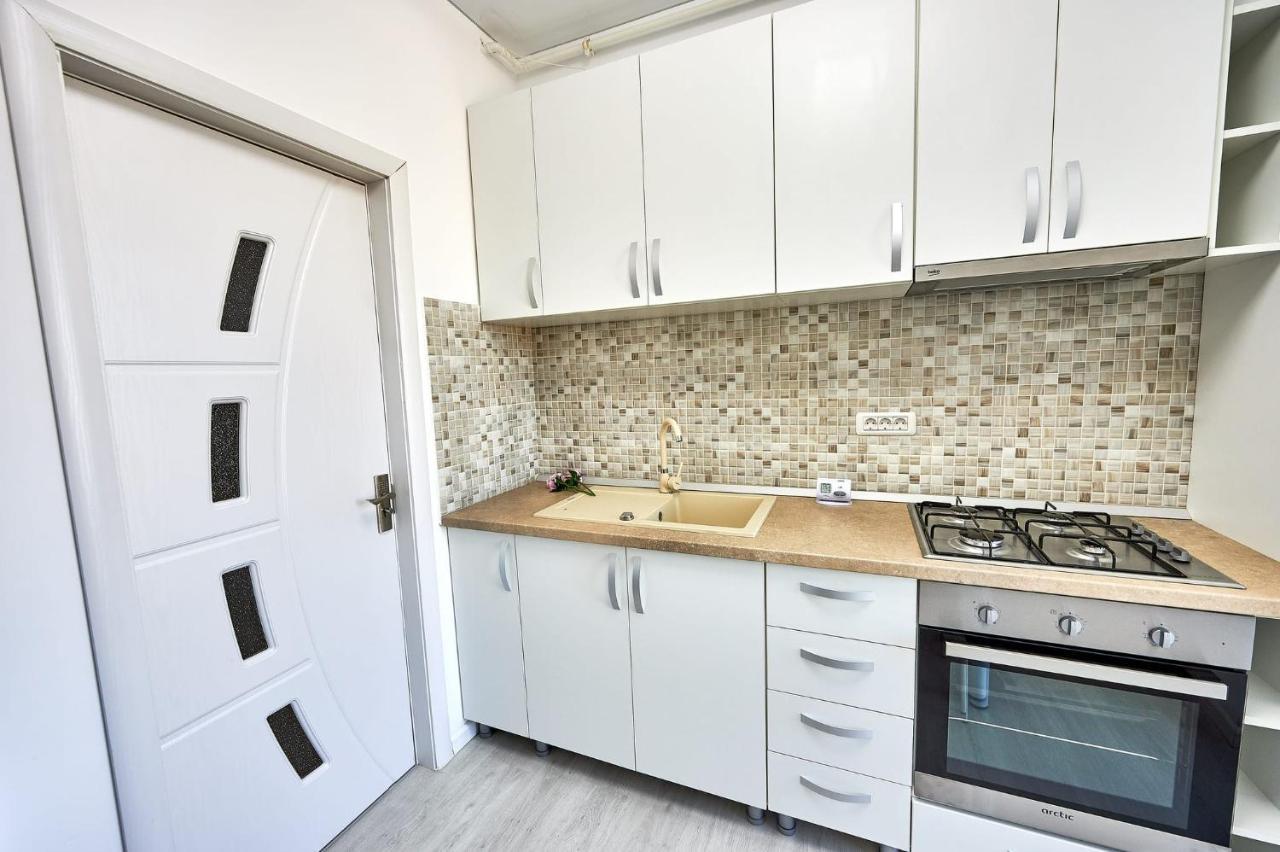 Ana Apartament นาโวดาริ ภายนอก รูปภาพ