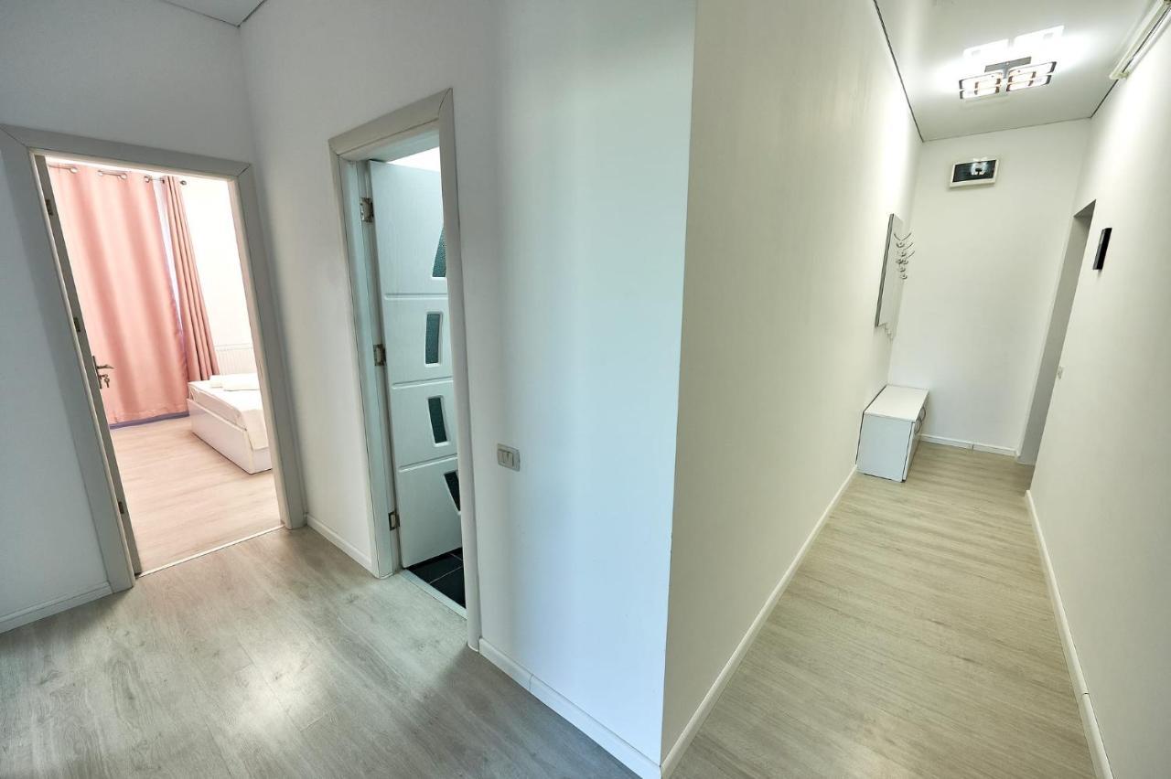 Ana Apartament นาโวดาริ ภายนอก รูปภาพ