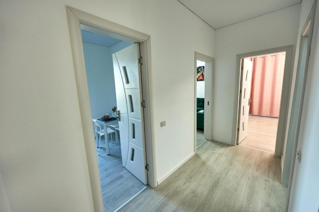 Ana Apartament นาโวดาริ ภายนอก รูปภาพ